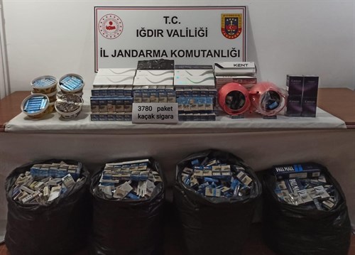 Jandarma Ekipleri 3.780 Paket Kaçak Sigara ve 420 Litre Kaçak Akaryakıt Ele Geçirdi